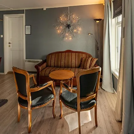 Kjobmandsgaarden 3*