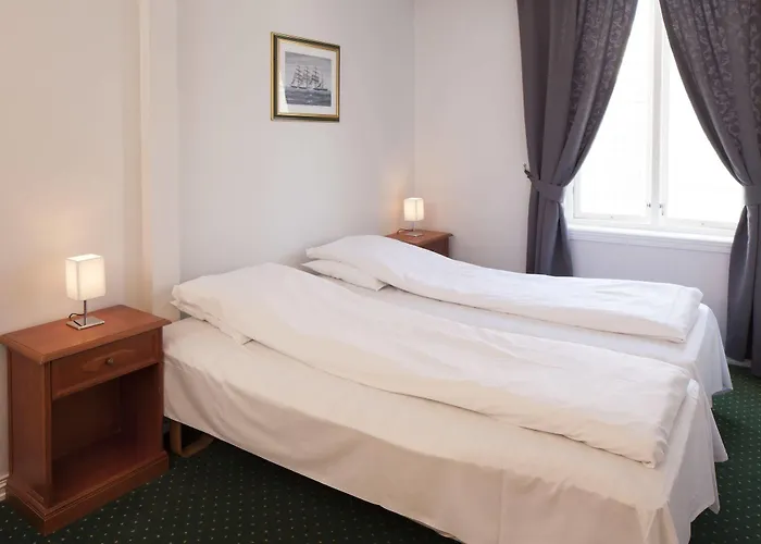 Отель Kjobmandsgaarden 3*